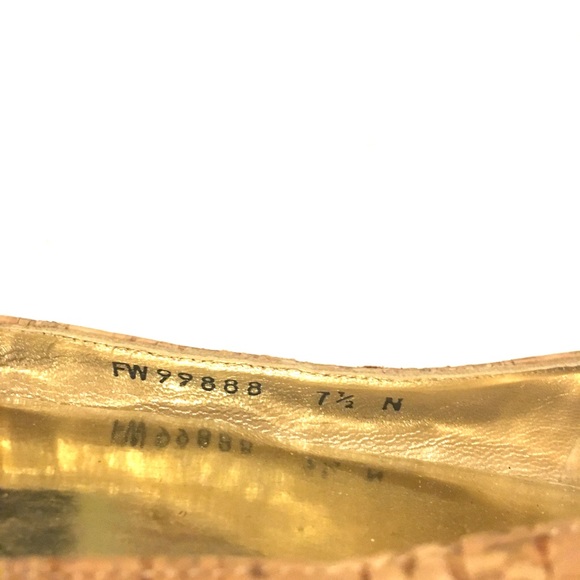 Stuart Weitzman | Cork Flat Sandals - Picture 6 of 6